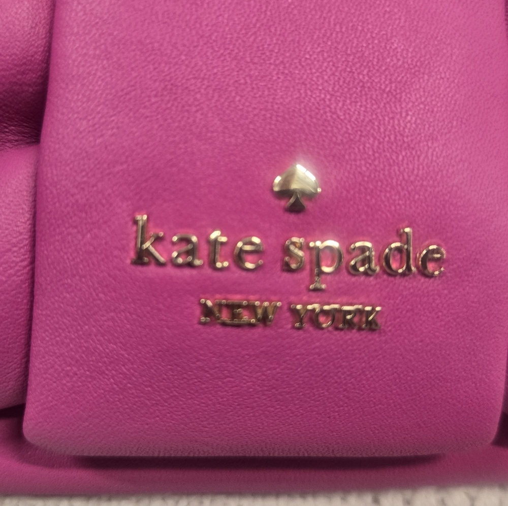Kate Spade Millie Bow Wristlet New - Picture 2 of 14